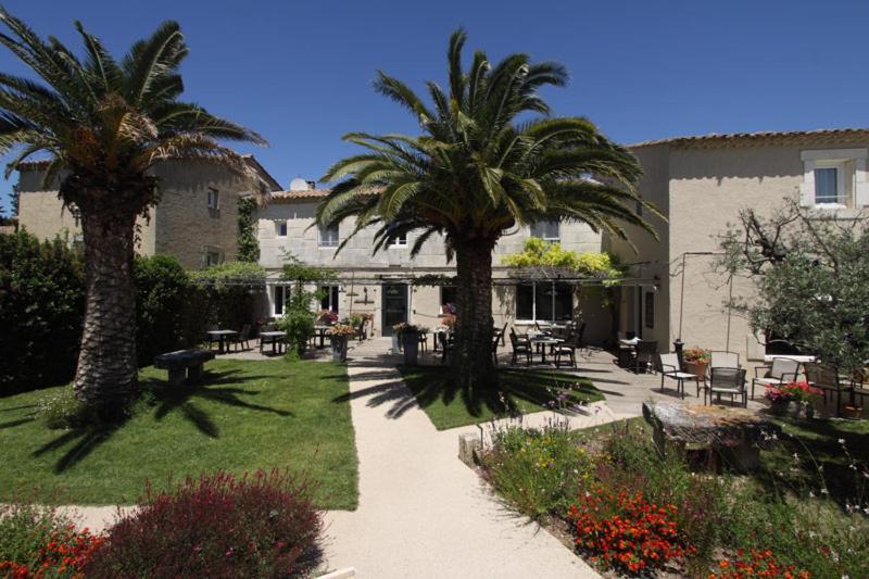Val Baussenc, The Originals Relais Hotel Maussane les Alpilles Bagian luar foto