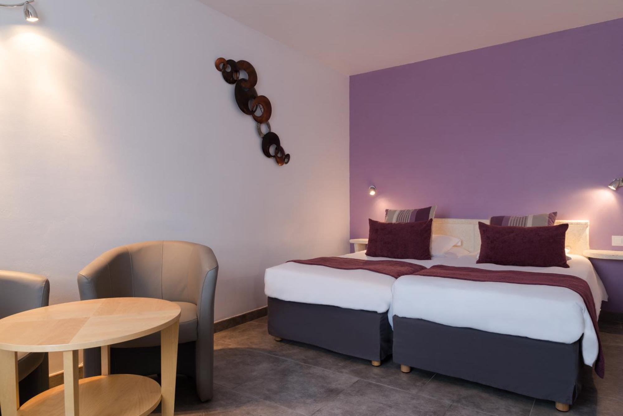 Val Baussenc, The Originals Relais Hotel Maussane les Alpilles Bagian luar foto
