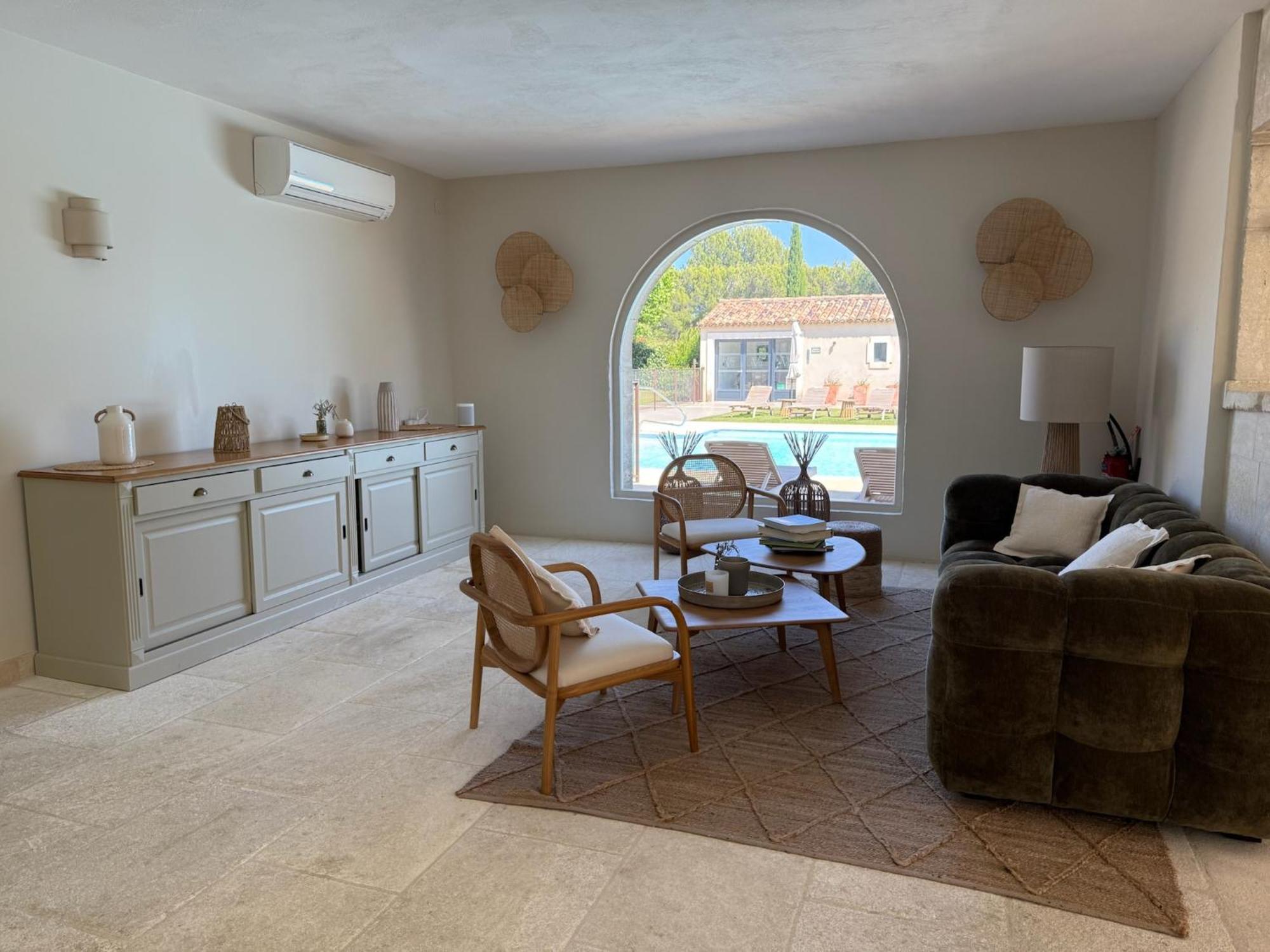 Val Baussenc, The Originals Relais Hotel Maussane les Alpilles Bagian luar foto